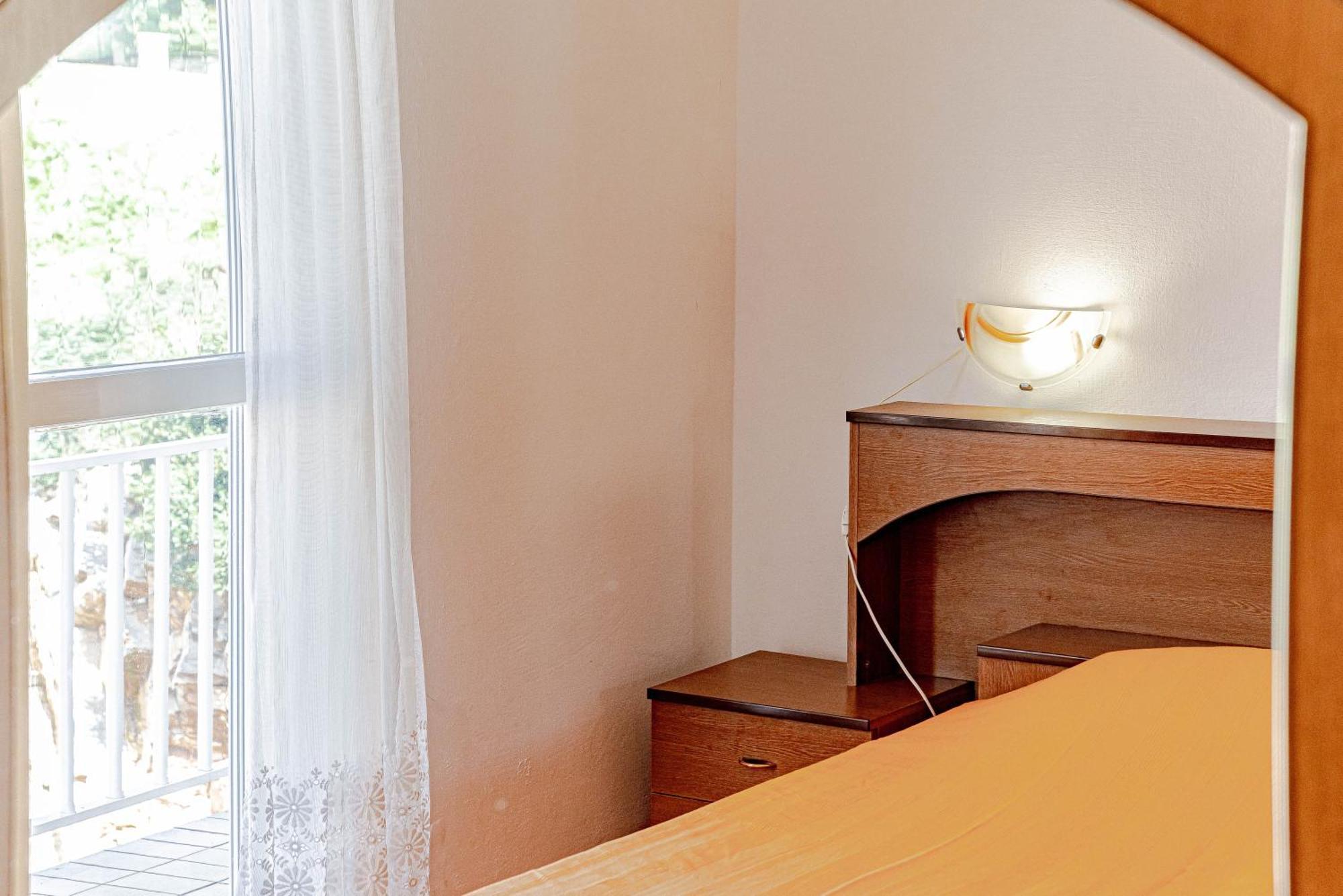 Apartments Kuzma Smokvica  Екстериор снимка